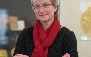 Dr Silke Ackermann